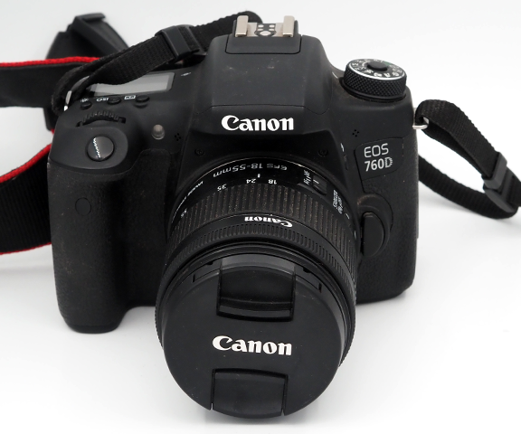 usato Canon Eos 760 + 18-55 IS